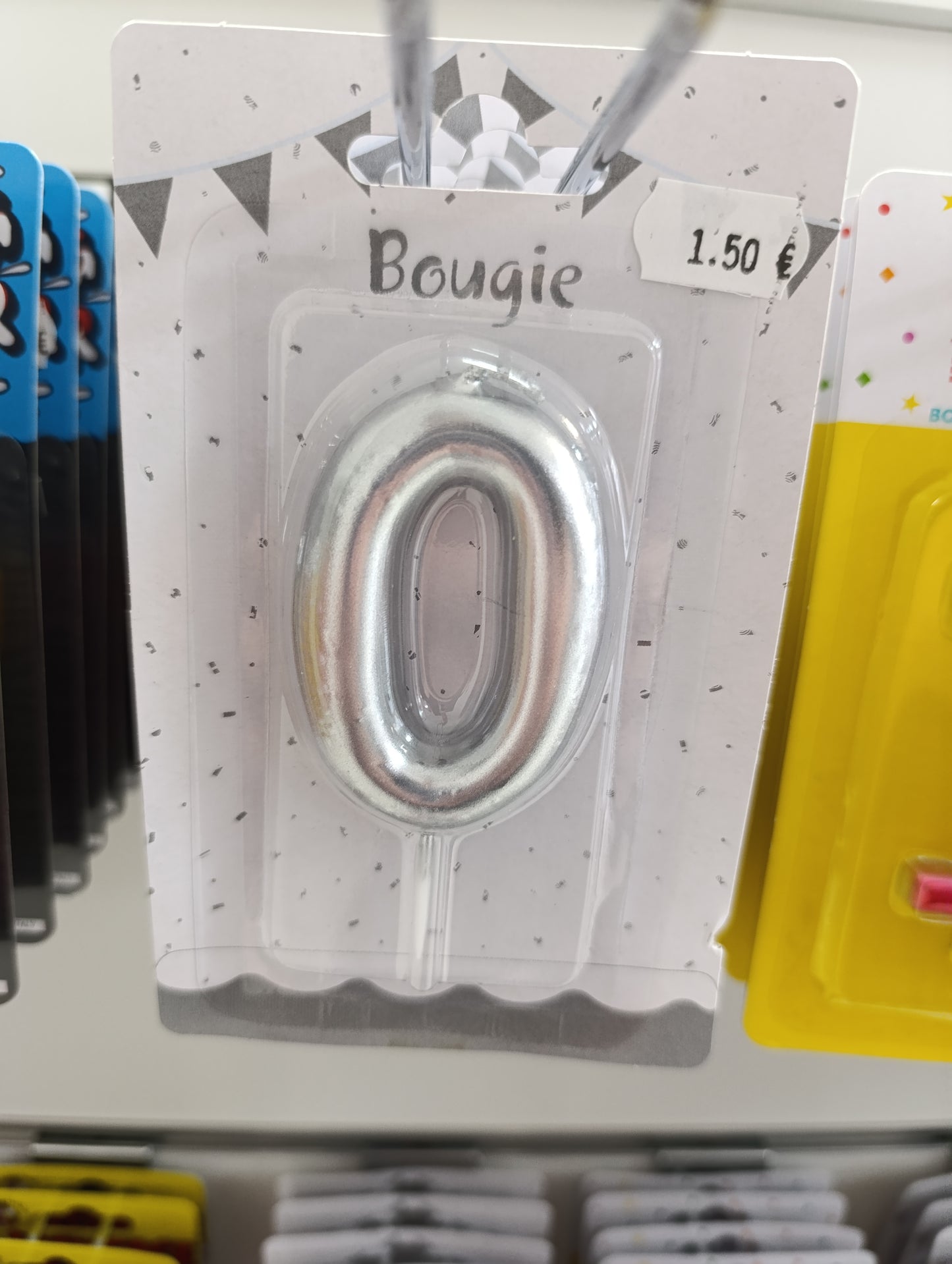 Bougie métallisée argent chiffre 0