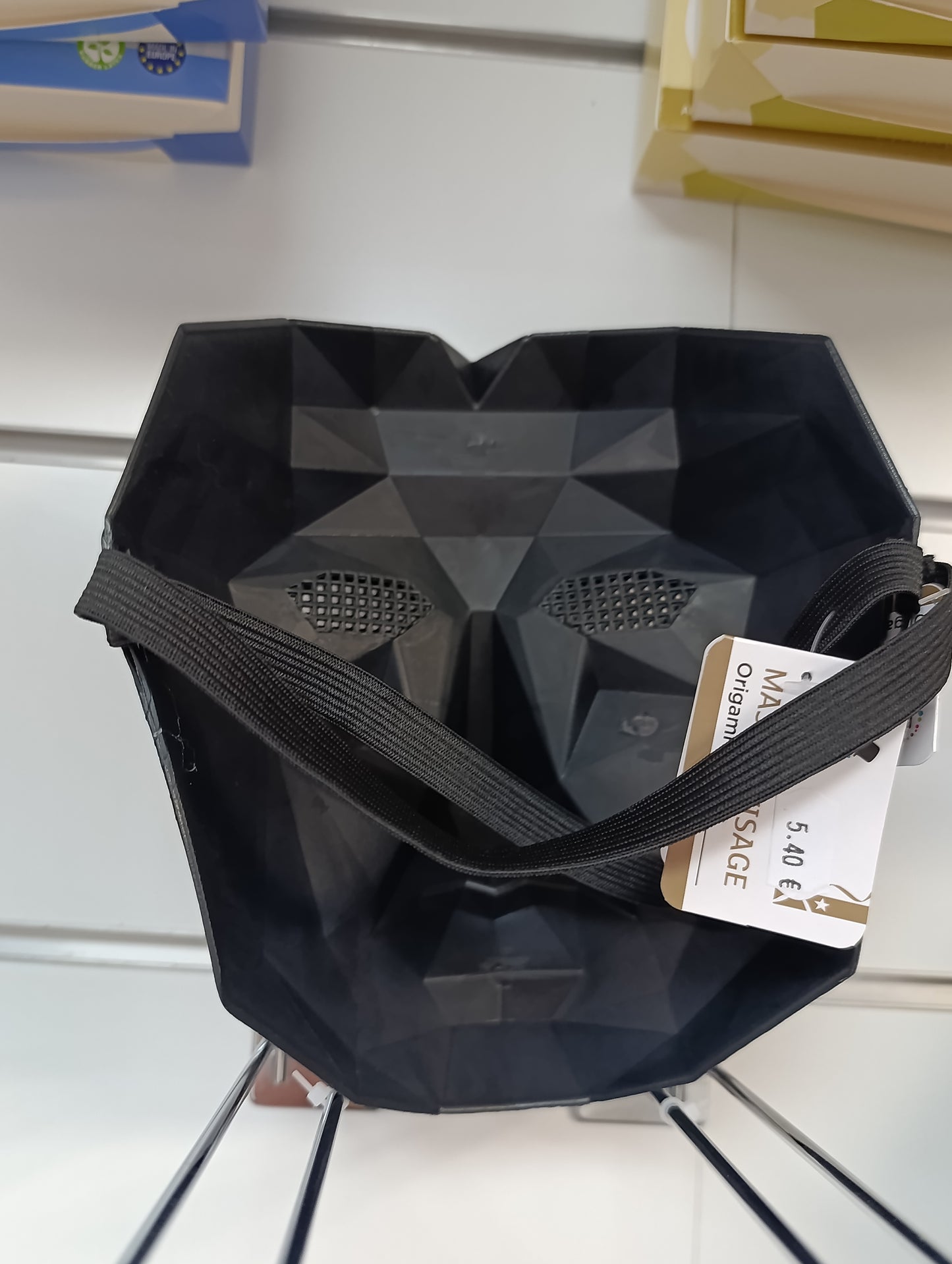 Masque origami noir