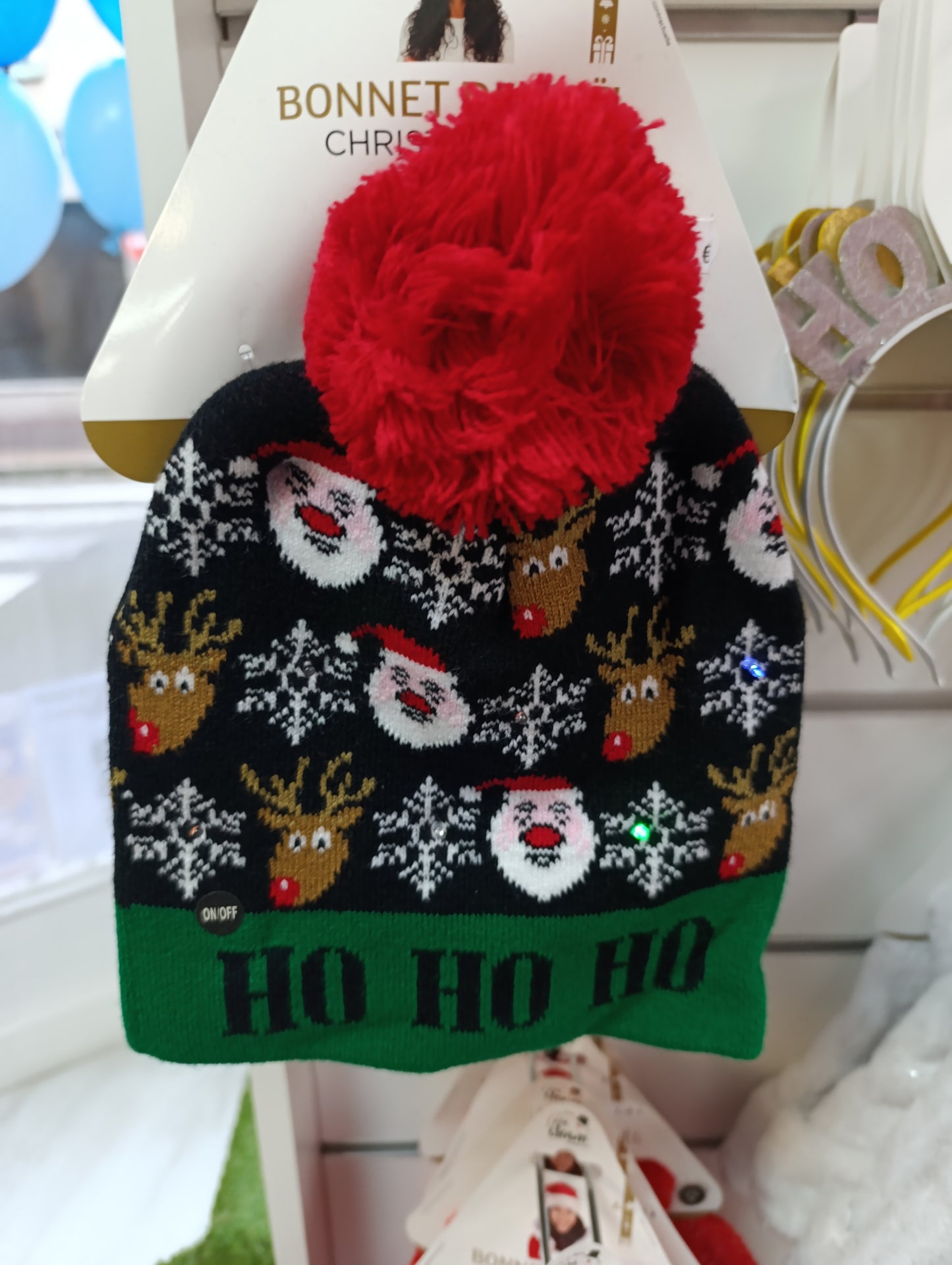 Bonnet noël lumineux pompon rouge